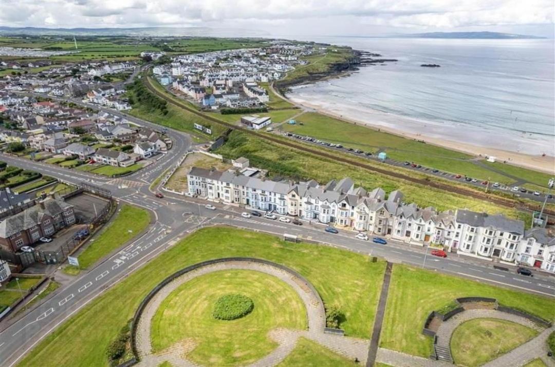 2 Dunluce Green - Portrush By The Sea מראה חיצוני תמונה