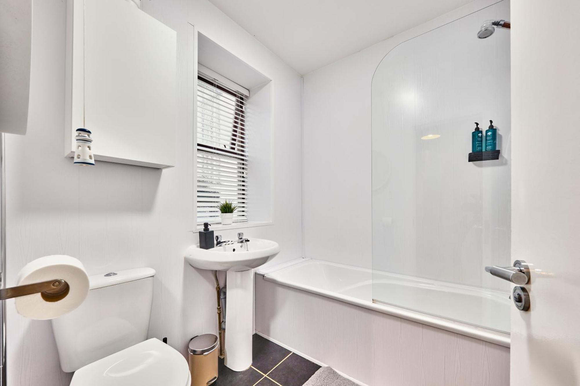 2 Dunluce Green - Portrush By The Sea מראה חיצוני תמונה