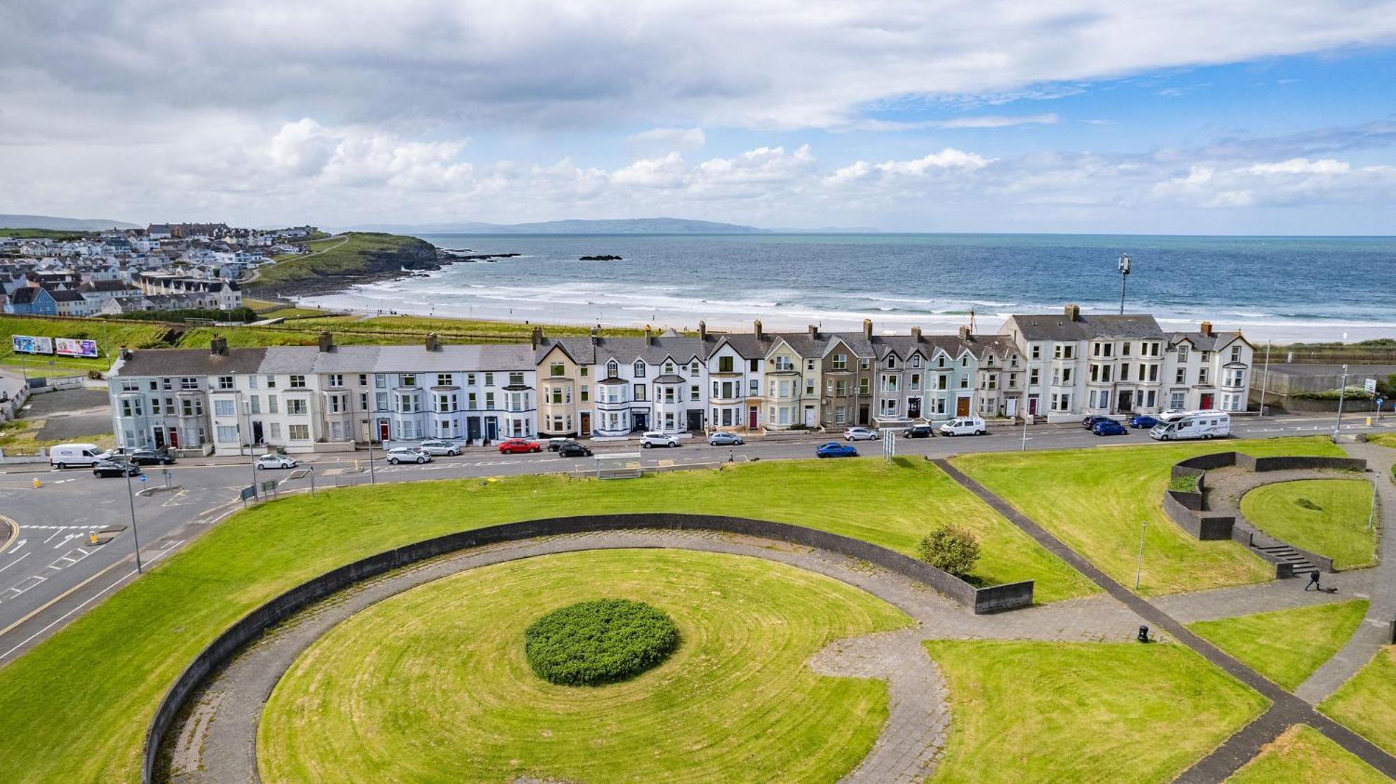 2 Dunluce Green - Portrush By The Sea מראה חיצוני תמונה