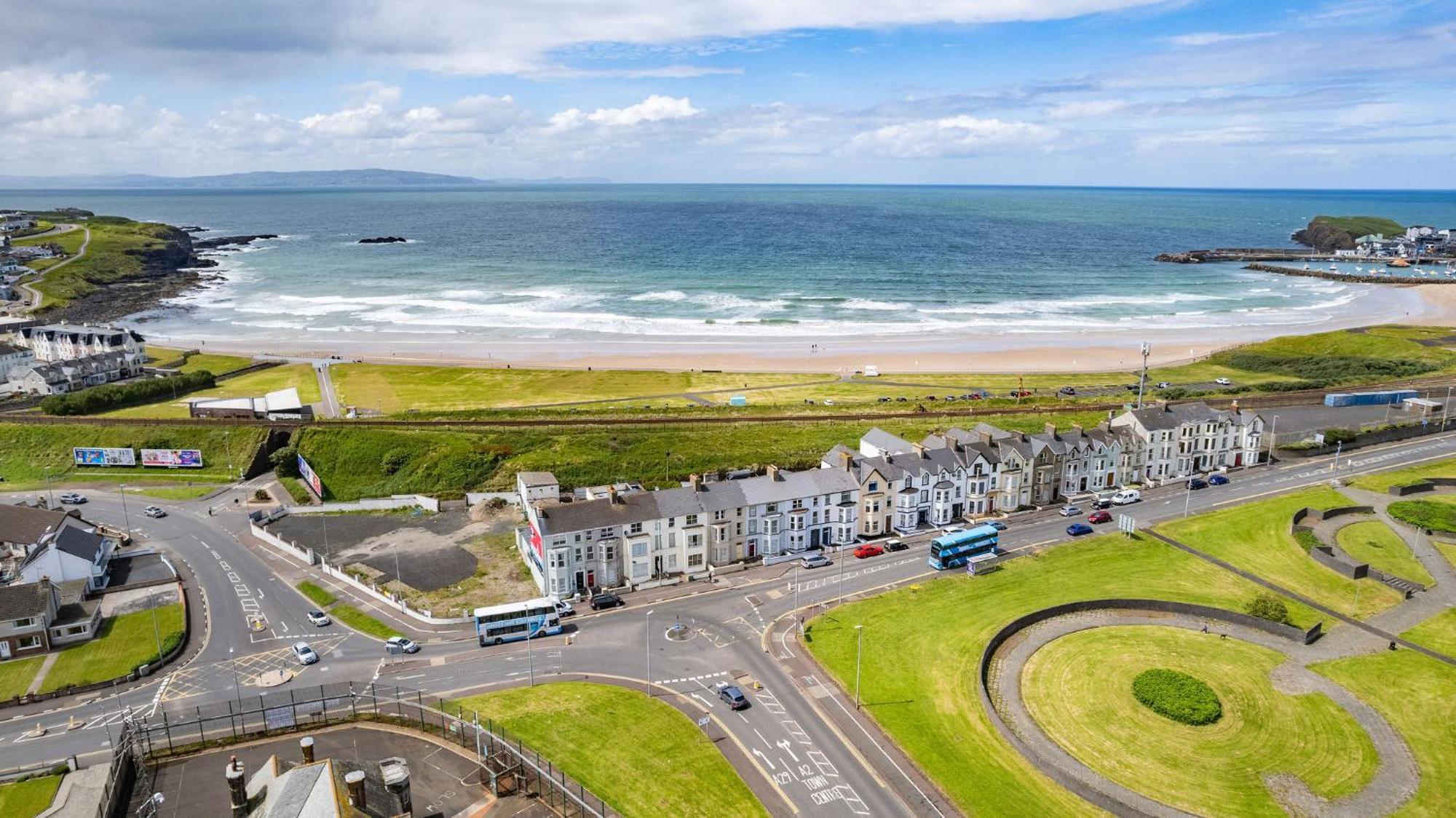 2 Dunluce Green - Portrush By The Sea מראה חיצוני תמונה